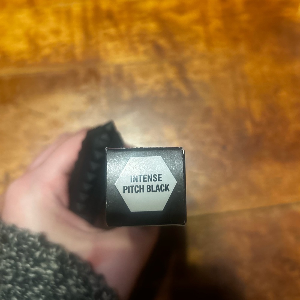 Benefit Cosmetics BADgal BANG! Volumizing Mascara – Black Waterproof – New - Picture 4 of 4